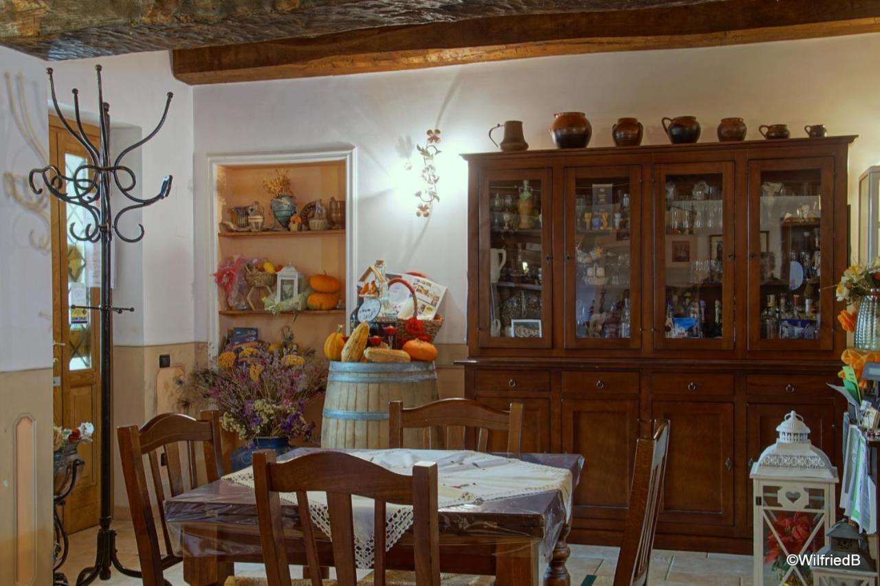 Agriturismo L'Ulivo In Fiore Spoleto Buitenkant foto